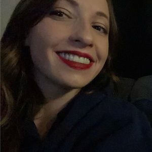 Meet your Posher, Chrissy